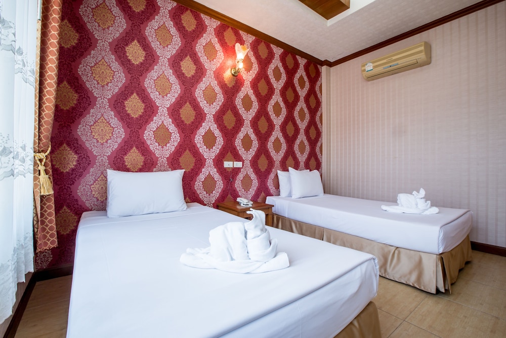 Juntra Resort And Hotel 20/54
