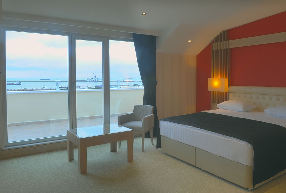 Neba Royal Hotel 15/50