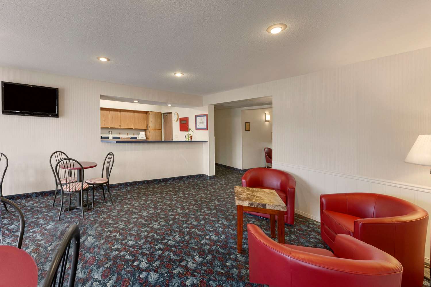 Super 8 by Wyndham Cromwell/Middletown 13/28