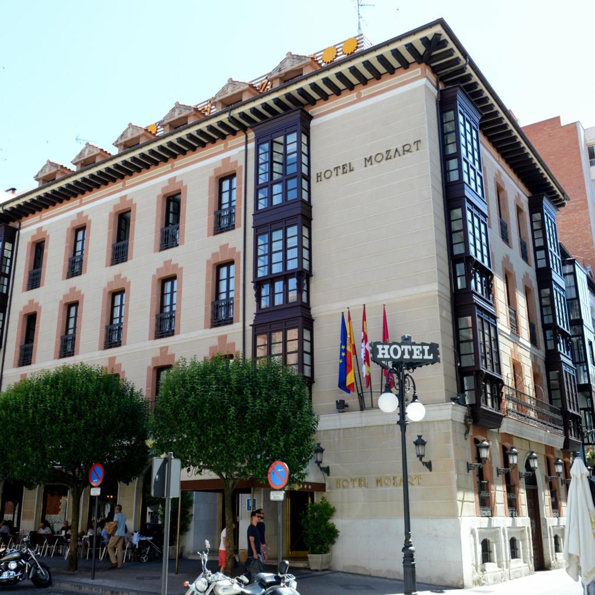 Hotel Mozart 5/59