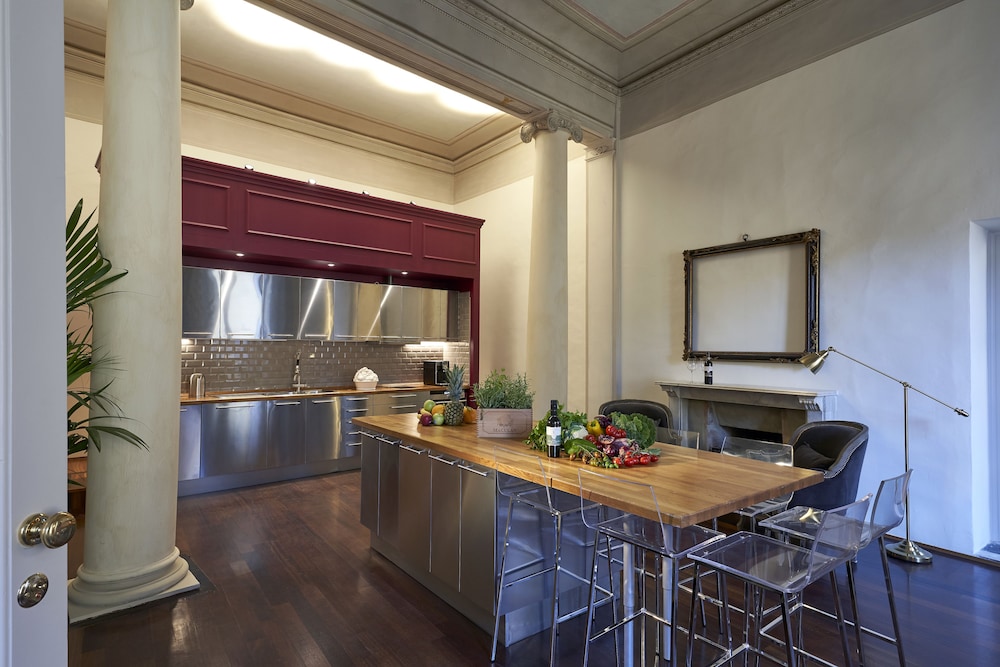 Peruzzi Urban Residences 44/50