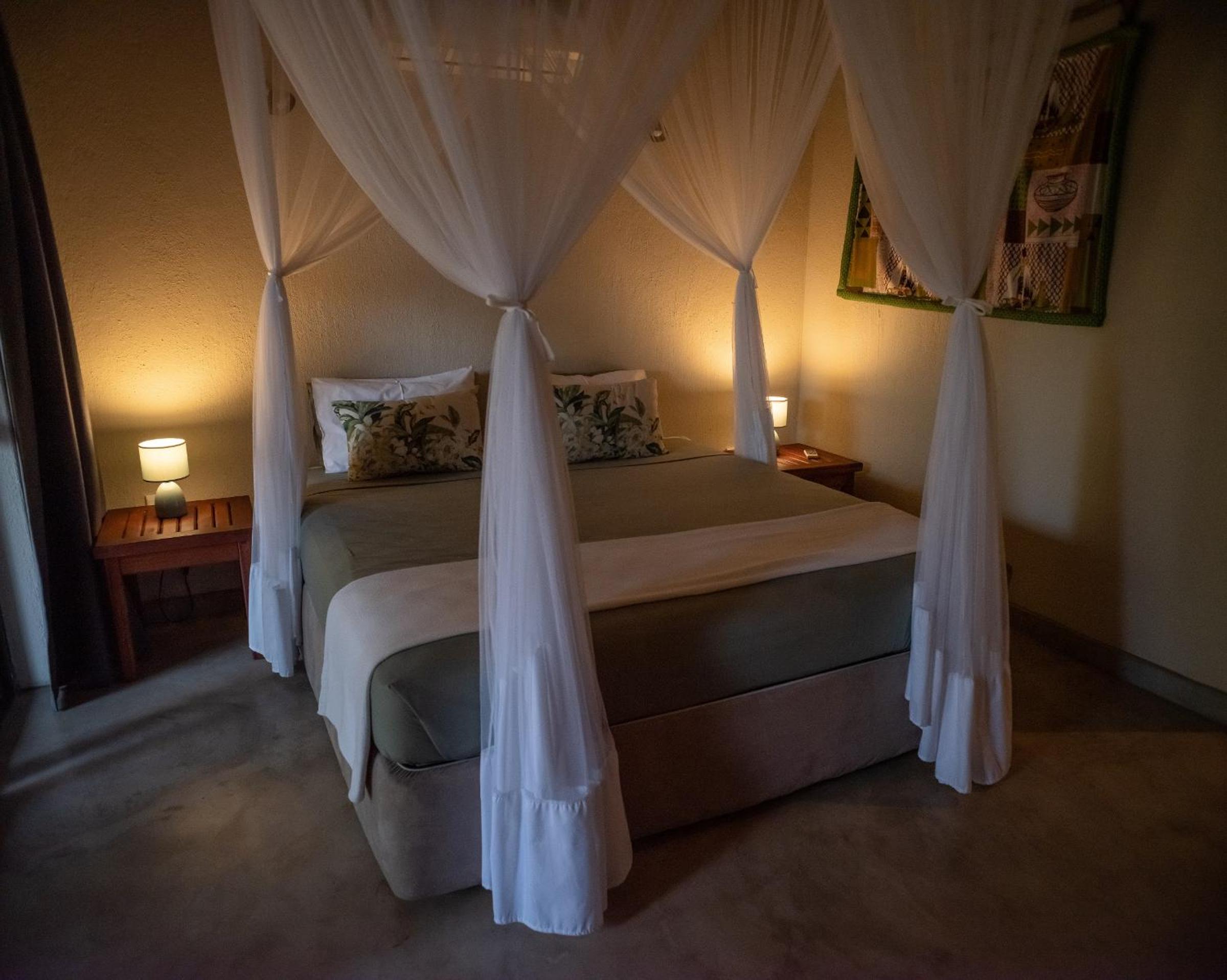 Masorini Bush Lodge 8/50