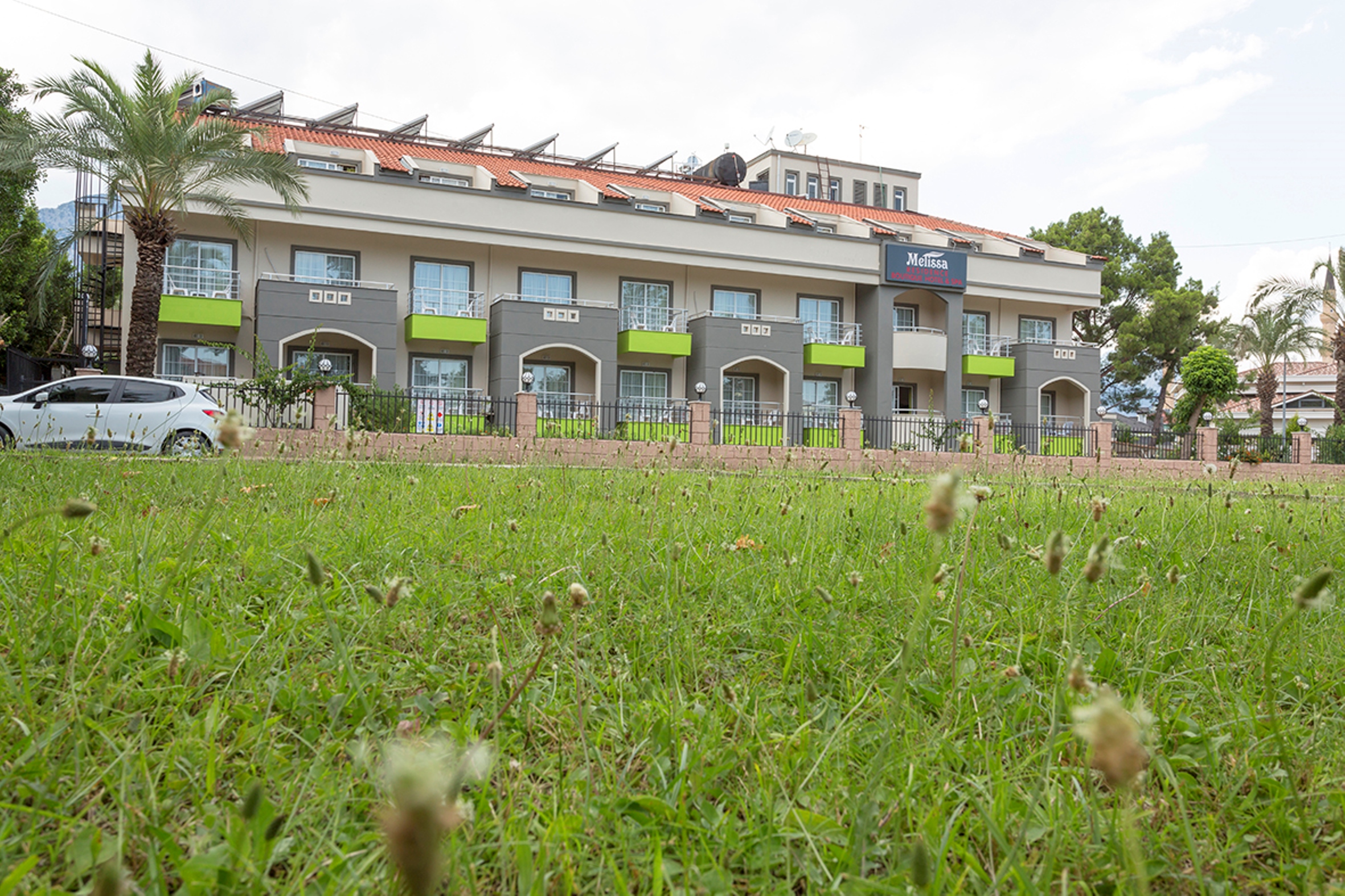 Rich Melissa Hotel (ex Melissa Residence) 12/35