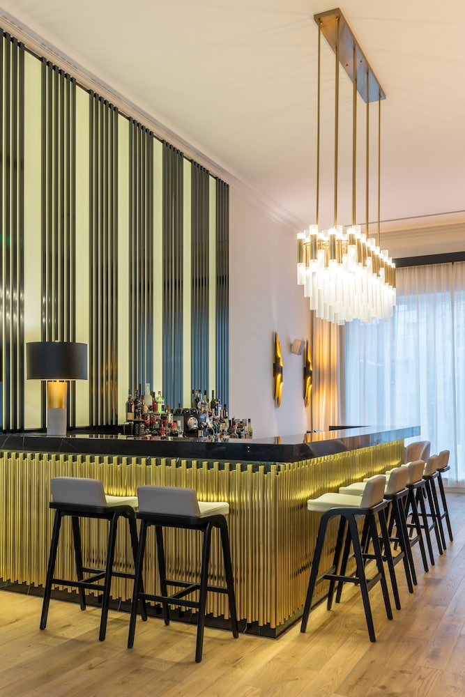 S Paul Hotel 36/50