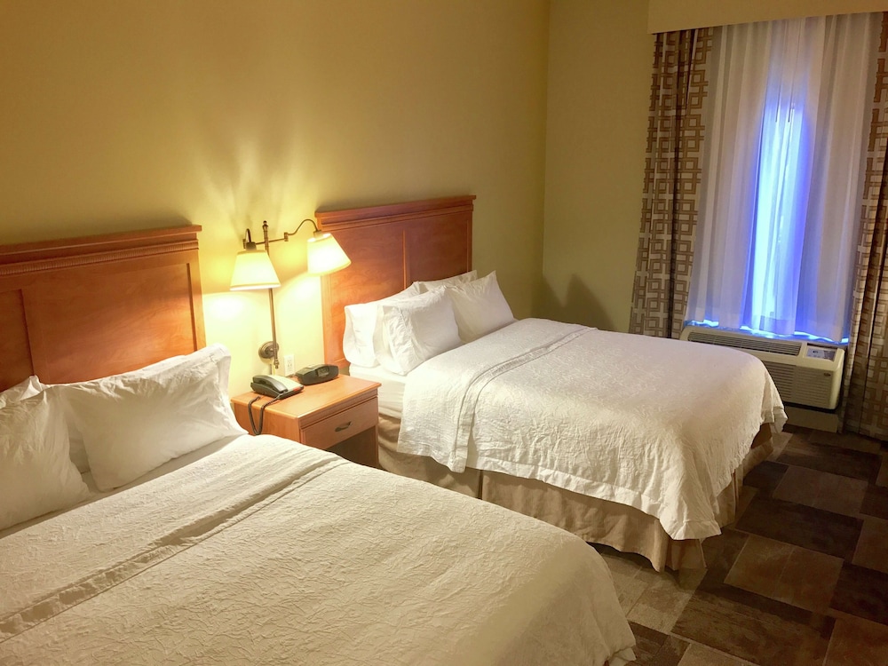 Hampton Inn Garden City, KS 14/33