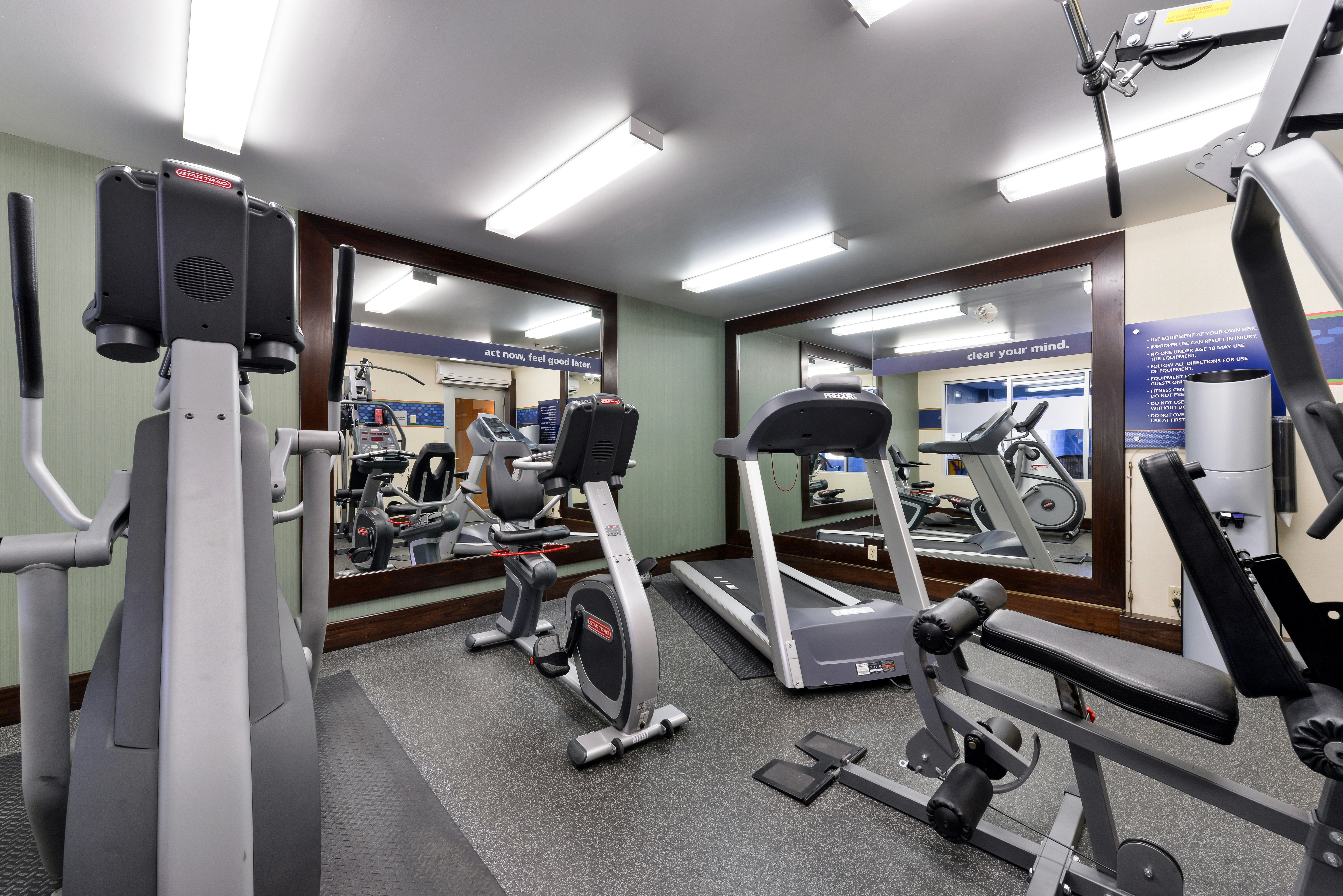 Hampton Inn & Suites By Hilton Calgary- University Northwest 32/61