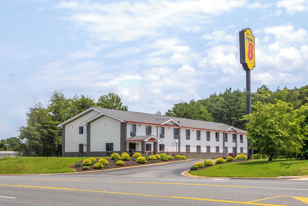 Super 8 by Wyndham Farmville 5/49