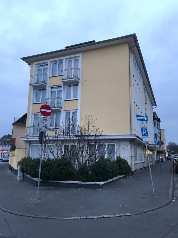 Parkhotel Friedrichstrasse 4/42