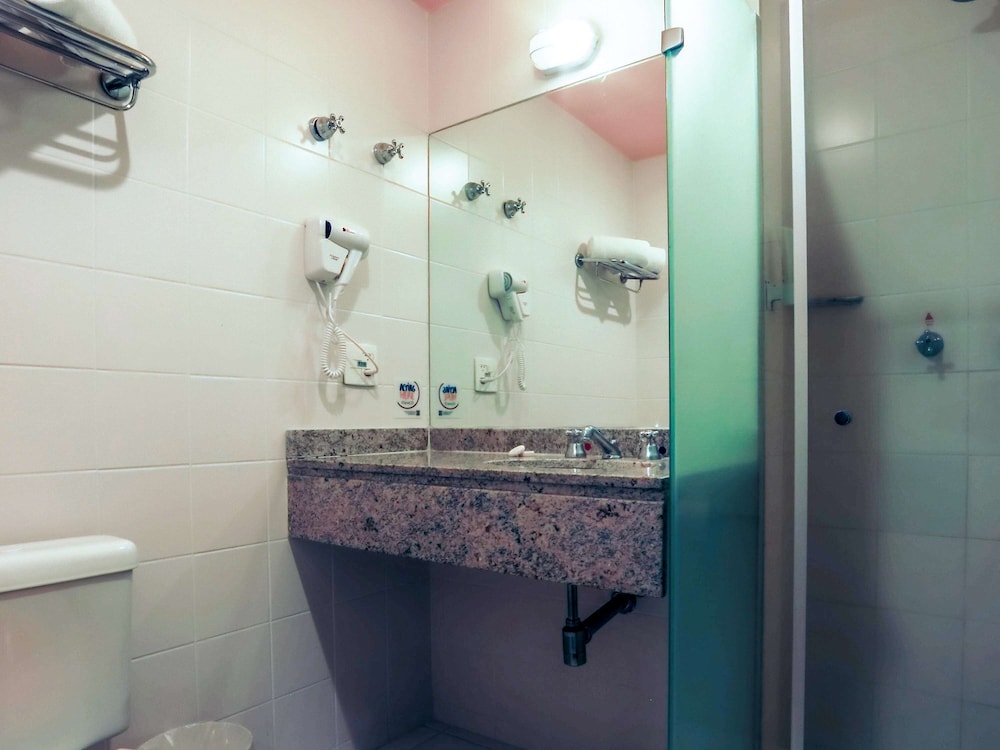 ibis Styles SP Faria Lima 17/64