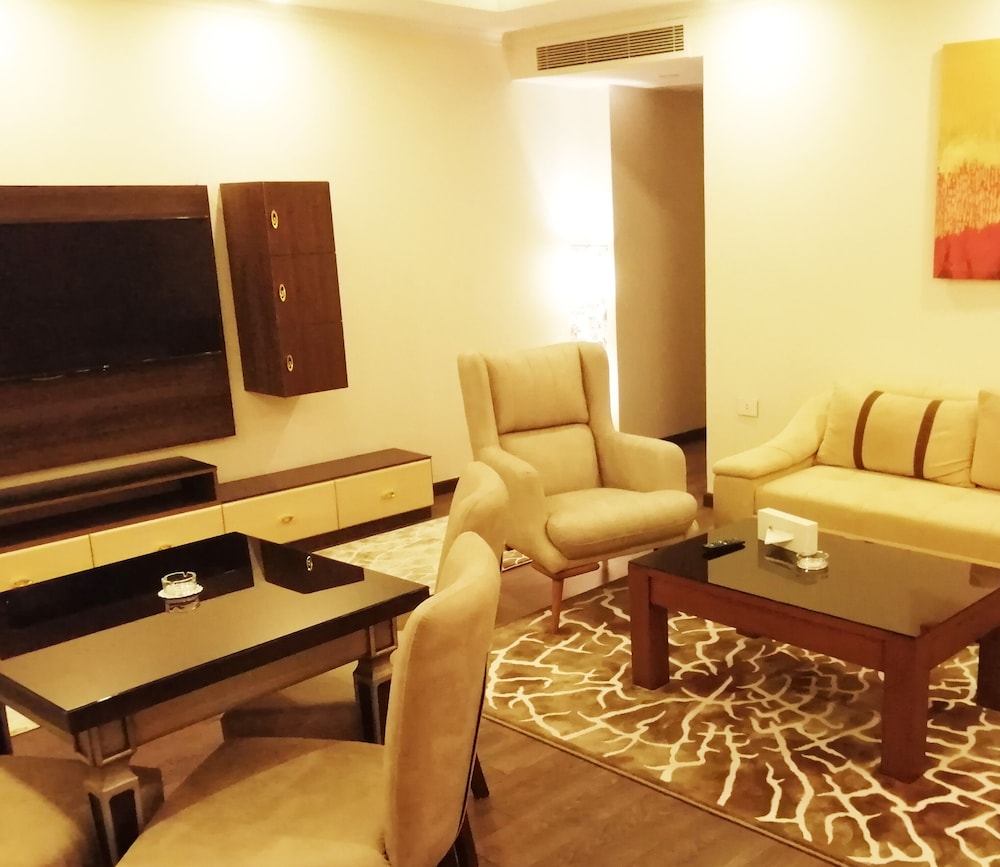 Cairo Taj Dokki Families Tower Hotel 45/57