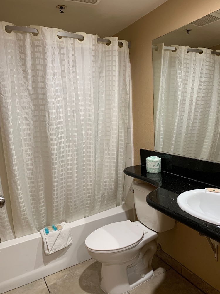 Express Inn & Suites Ontario 22/30