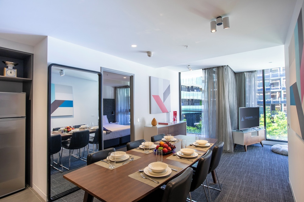 MainStay Suites Abbotsford 40/58