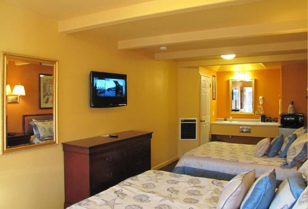 Coast Inn and Spa Fort Bragg 19/65