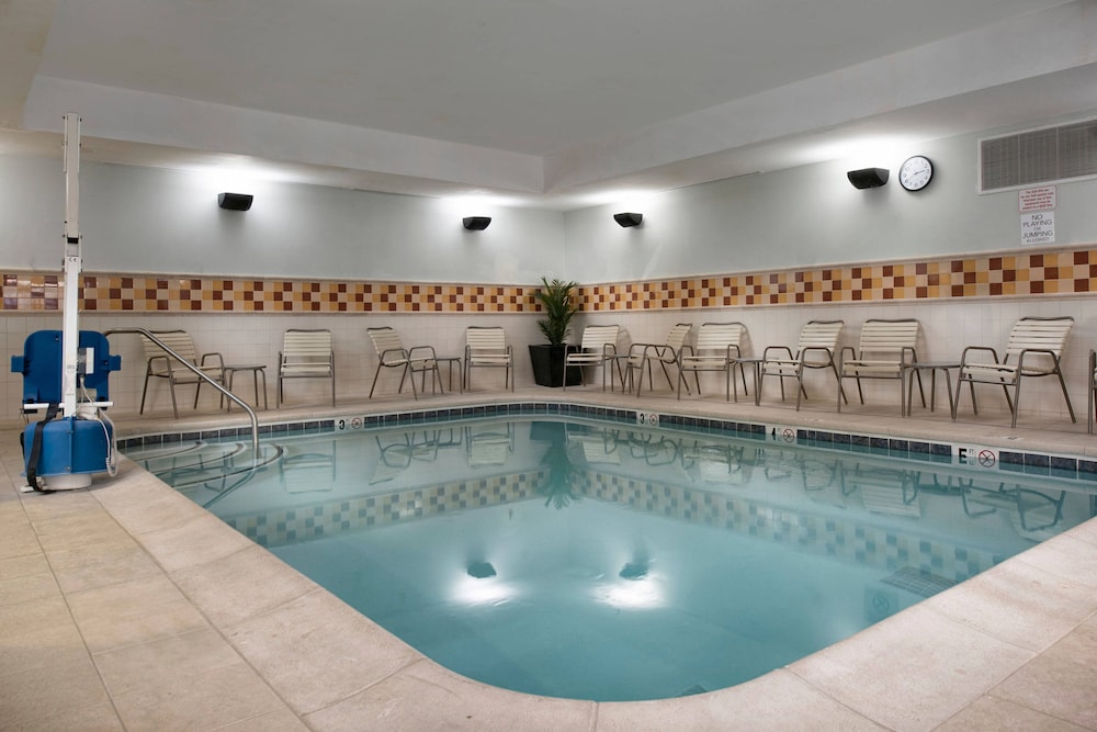 Courtyard by Marriott Collierville 26/58