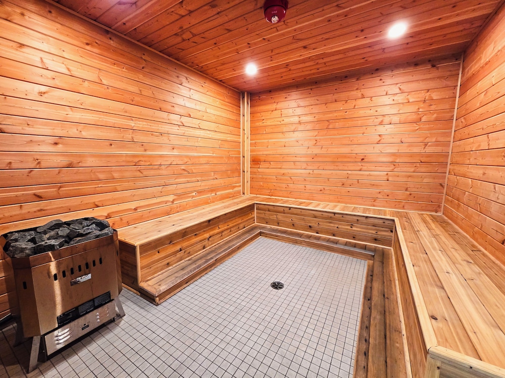 Mountain View Suites at Fairmont Hot Springs 26/63