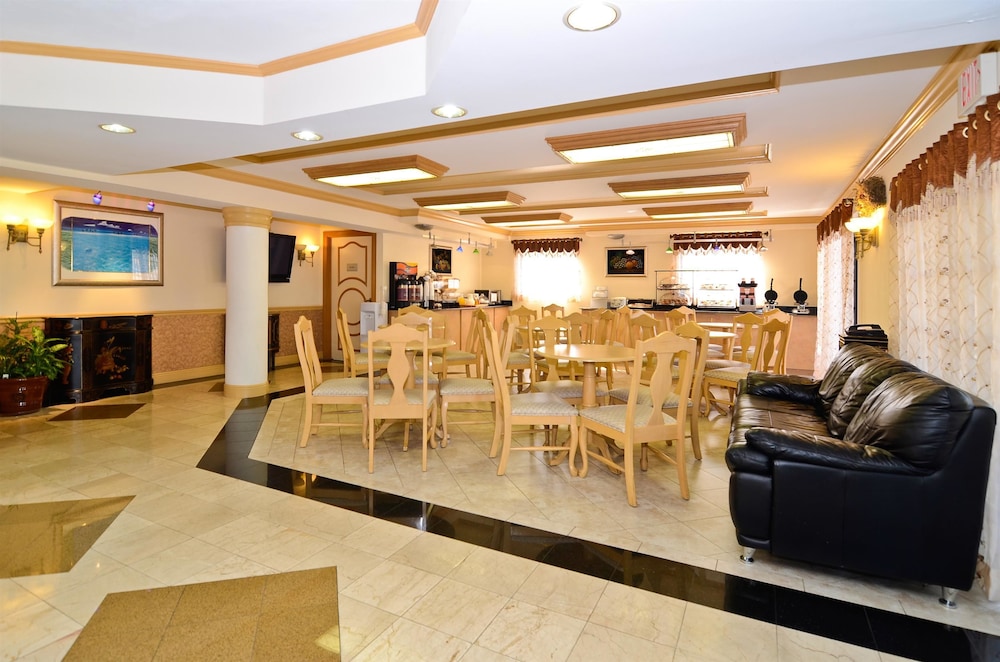 Americas Best Value Inn Ft. Myers 9/49