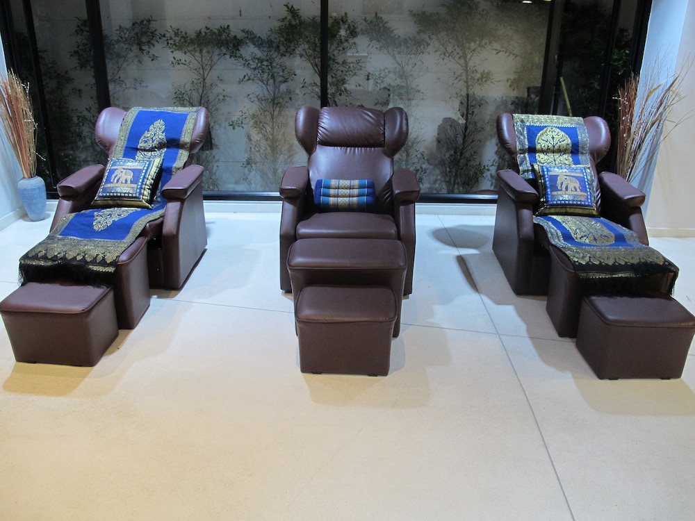 Suvarnabhumi Oriental Resort 50/64