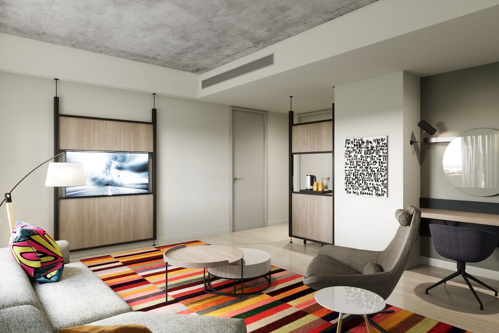 Aloft Muscat 24/47