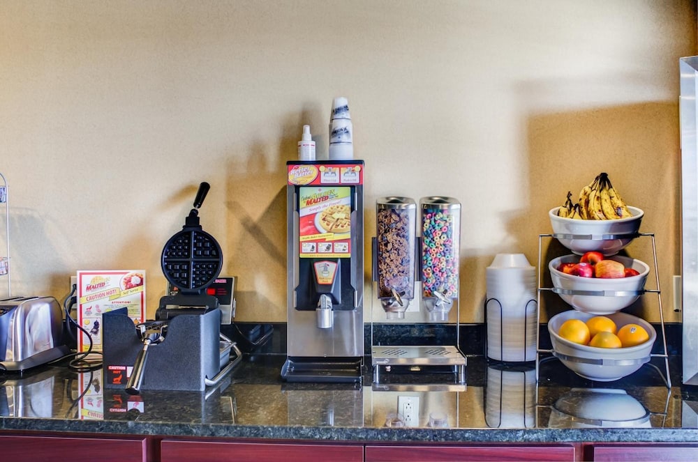 Quality Inn Quinter I-70 16/50