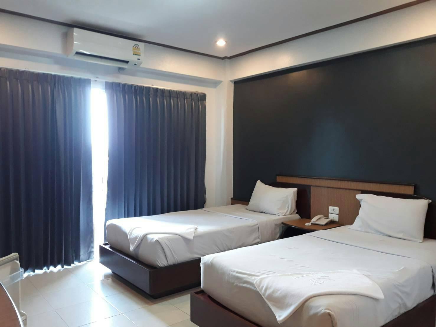 Wangburapa Grand Hotel 18/25