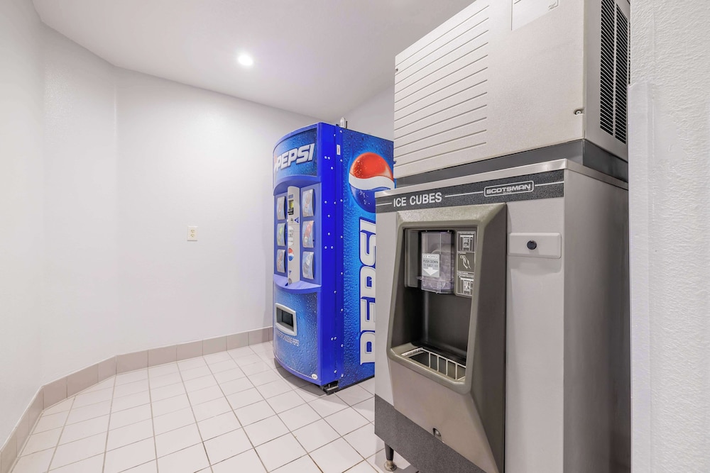 Motel6 Auburn, CA 41/60