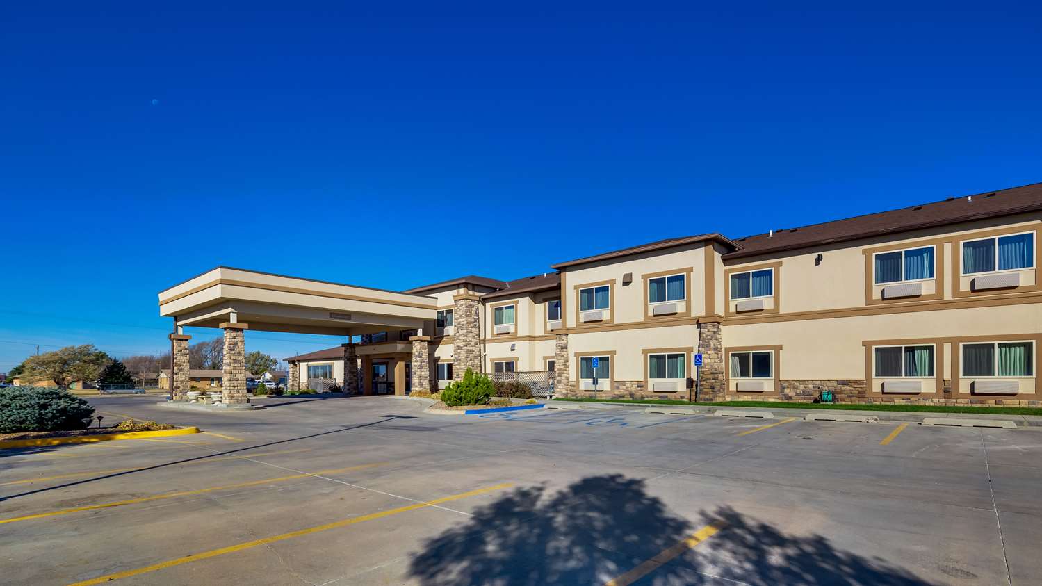 Best Western El-Quartelejo Inn & Suites 2/12