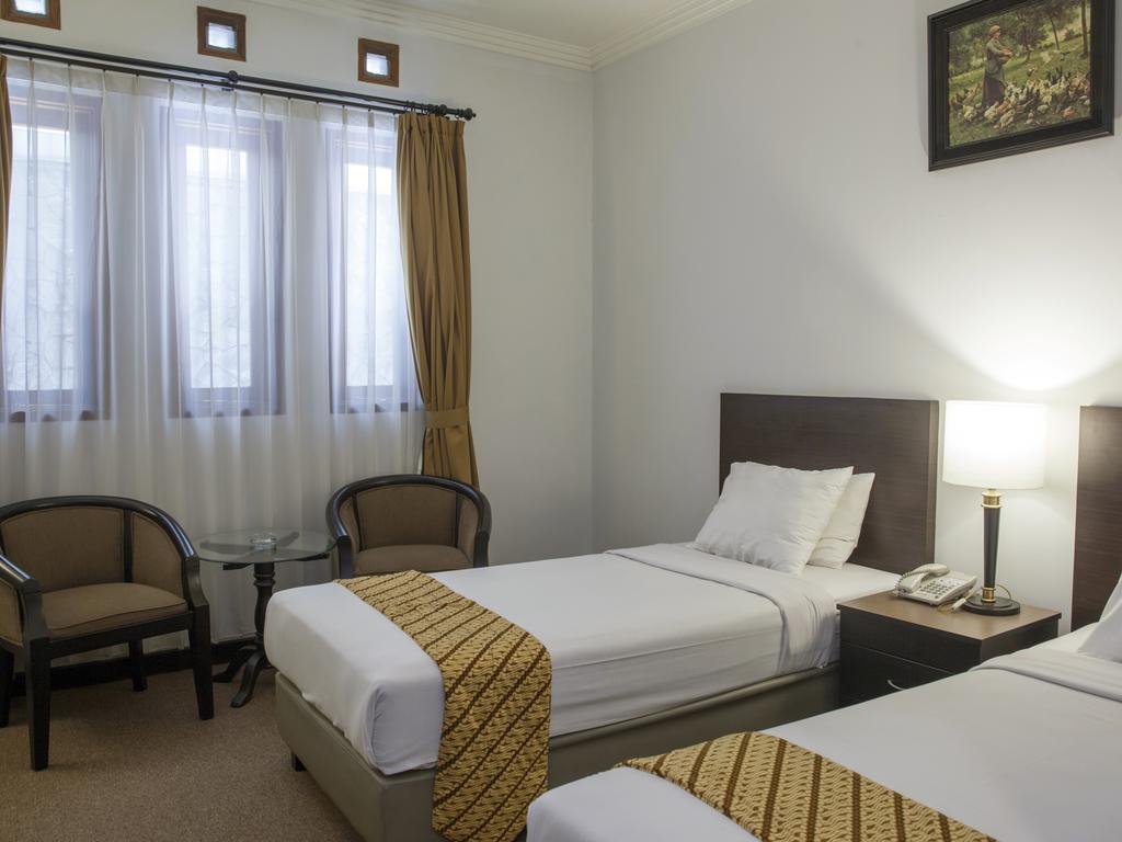 Sany Rosa Hotel 7/17