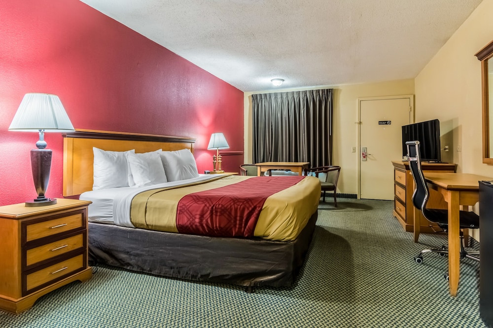 Standard, King Bed