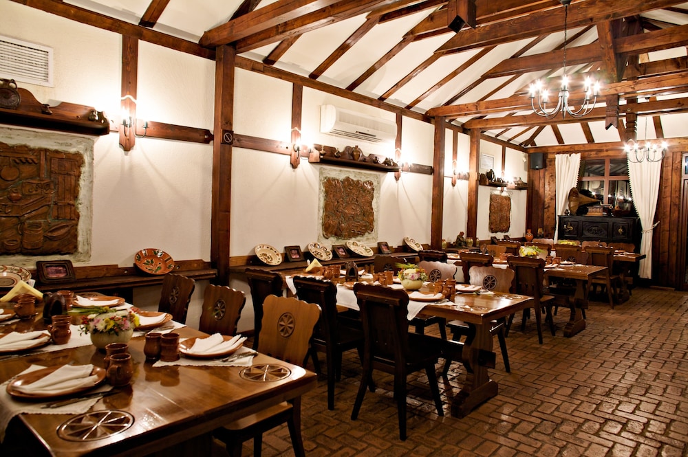 Bellaria Hotel 24/36