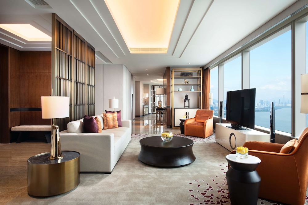 Raffles Shenzhen 24/45