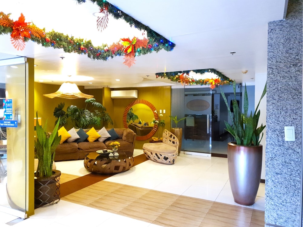Festive Hotel Makati 14/60