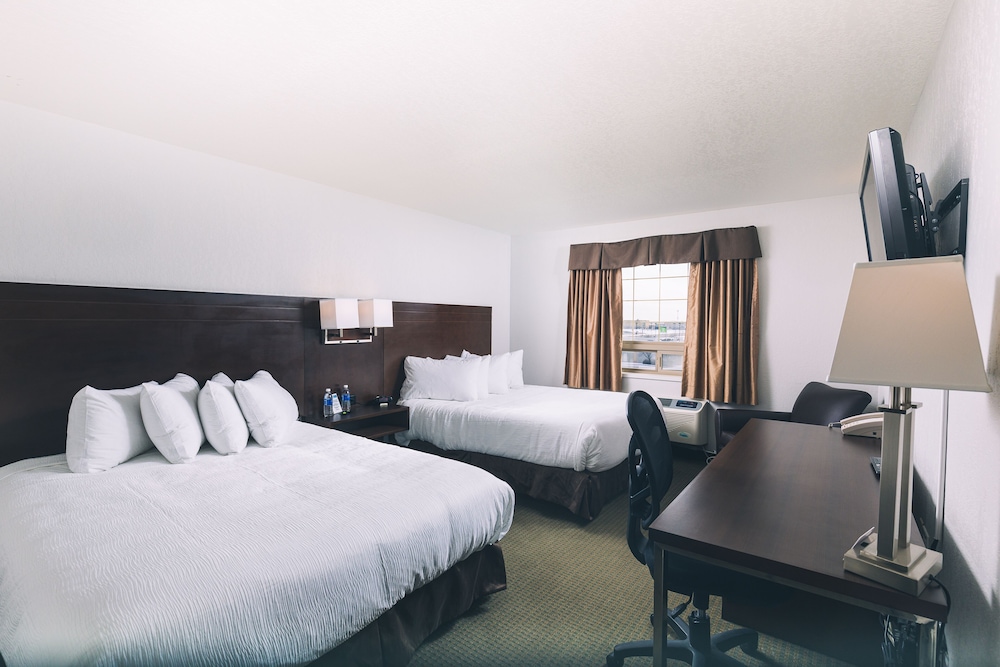 Service Plus Inn and Suites - Grande Prairie 13/62