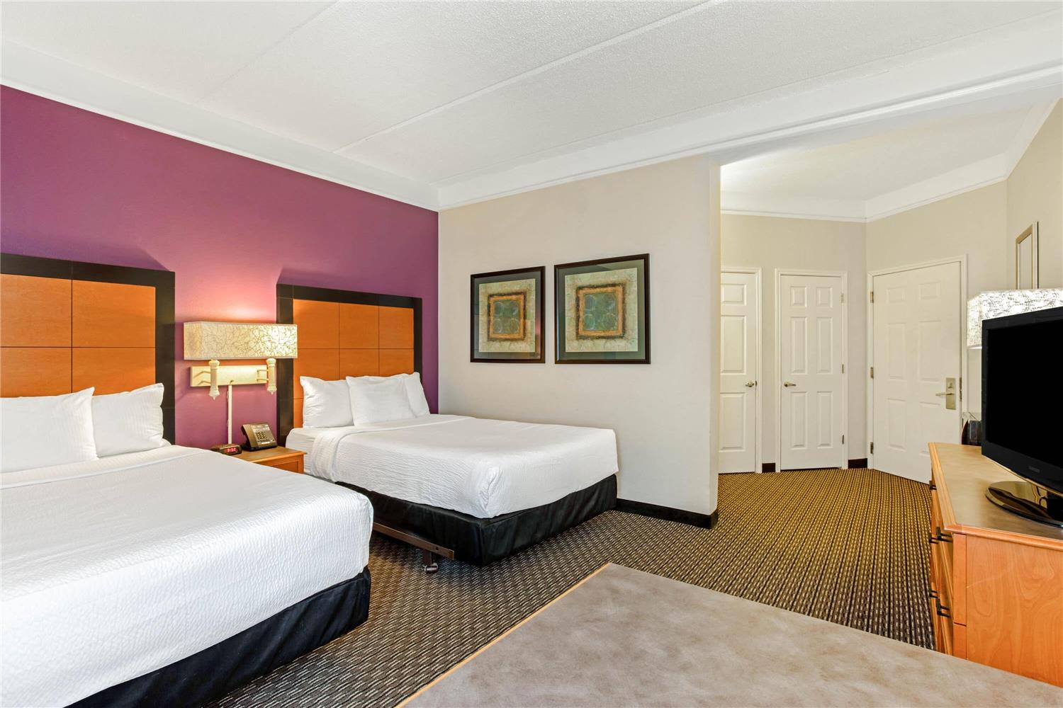 La Quinta Inn and Suites by Wyndham Orlando I Drive/Conv Center 4/13