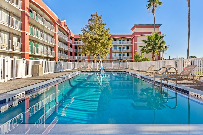 Baymont by Wyndham Orlando North Millenia 3/23