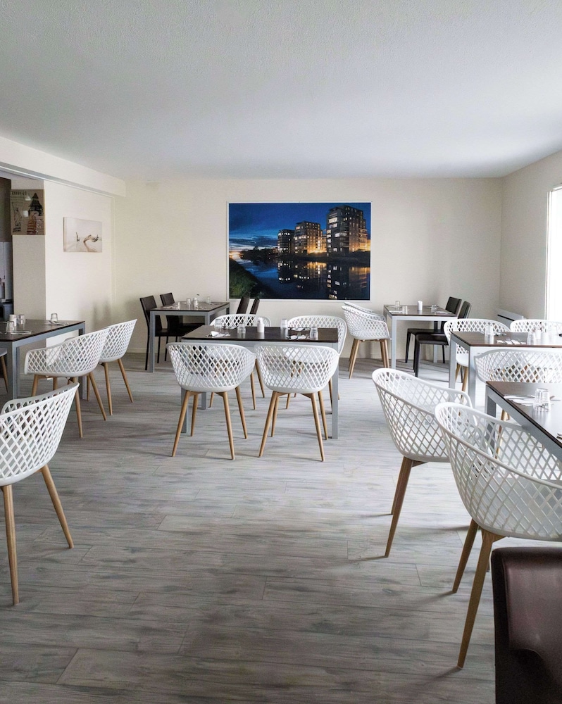 Brit Hotel Confort Saint-Lo 40/50