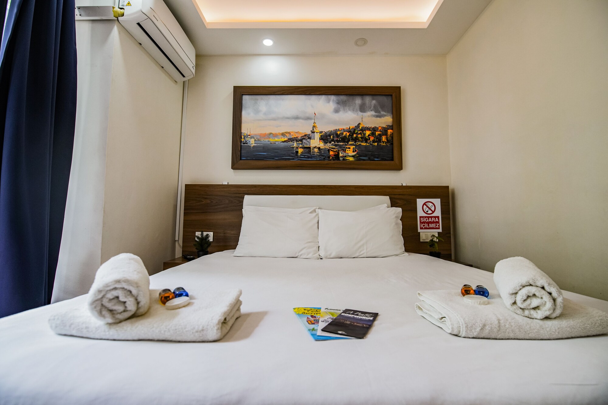COMFORT, SUITE, QUEEN BED, CITY VIEW