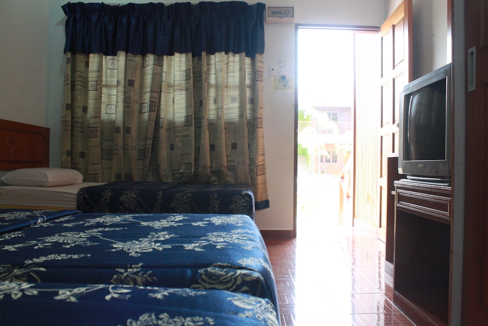 Purnama Beach Resort 17/67
