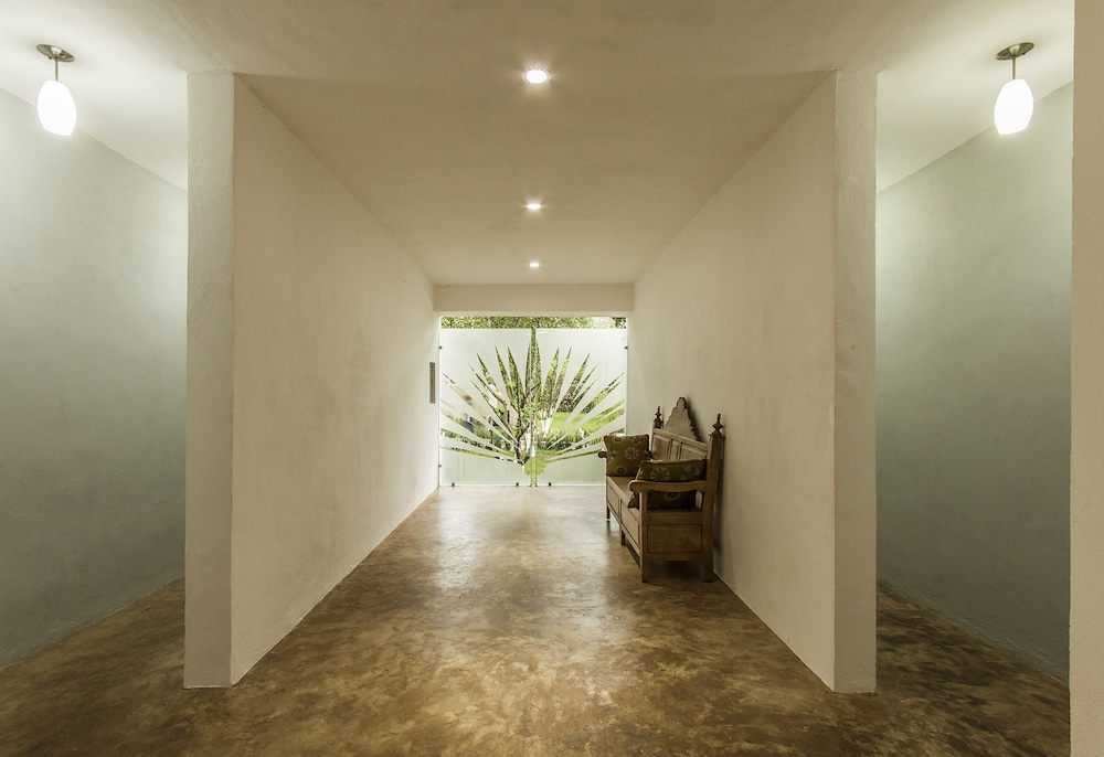 Hacienda Santa Cruz 34/68