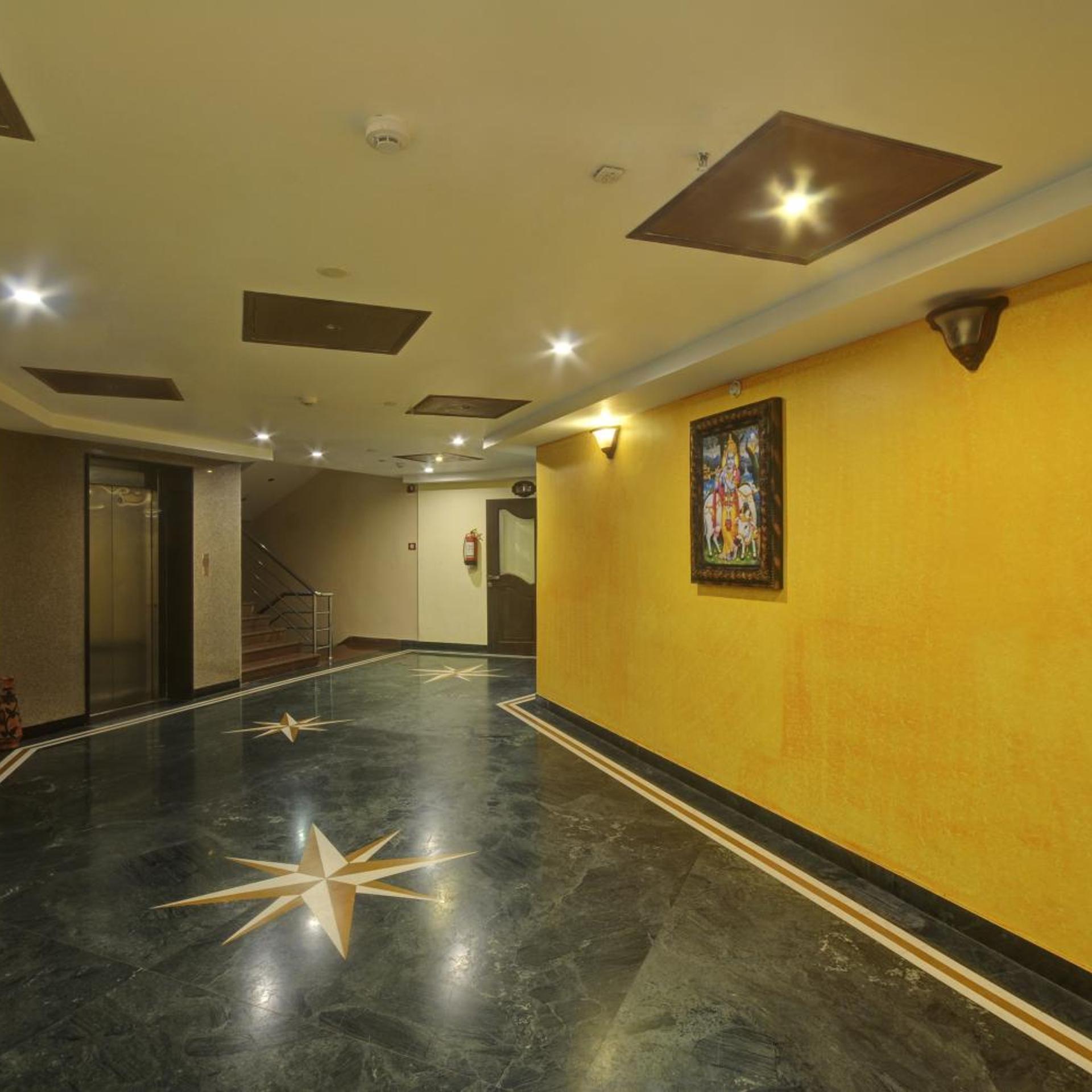 Oyo Premium Nayapalli Irc Village 55/72