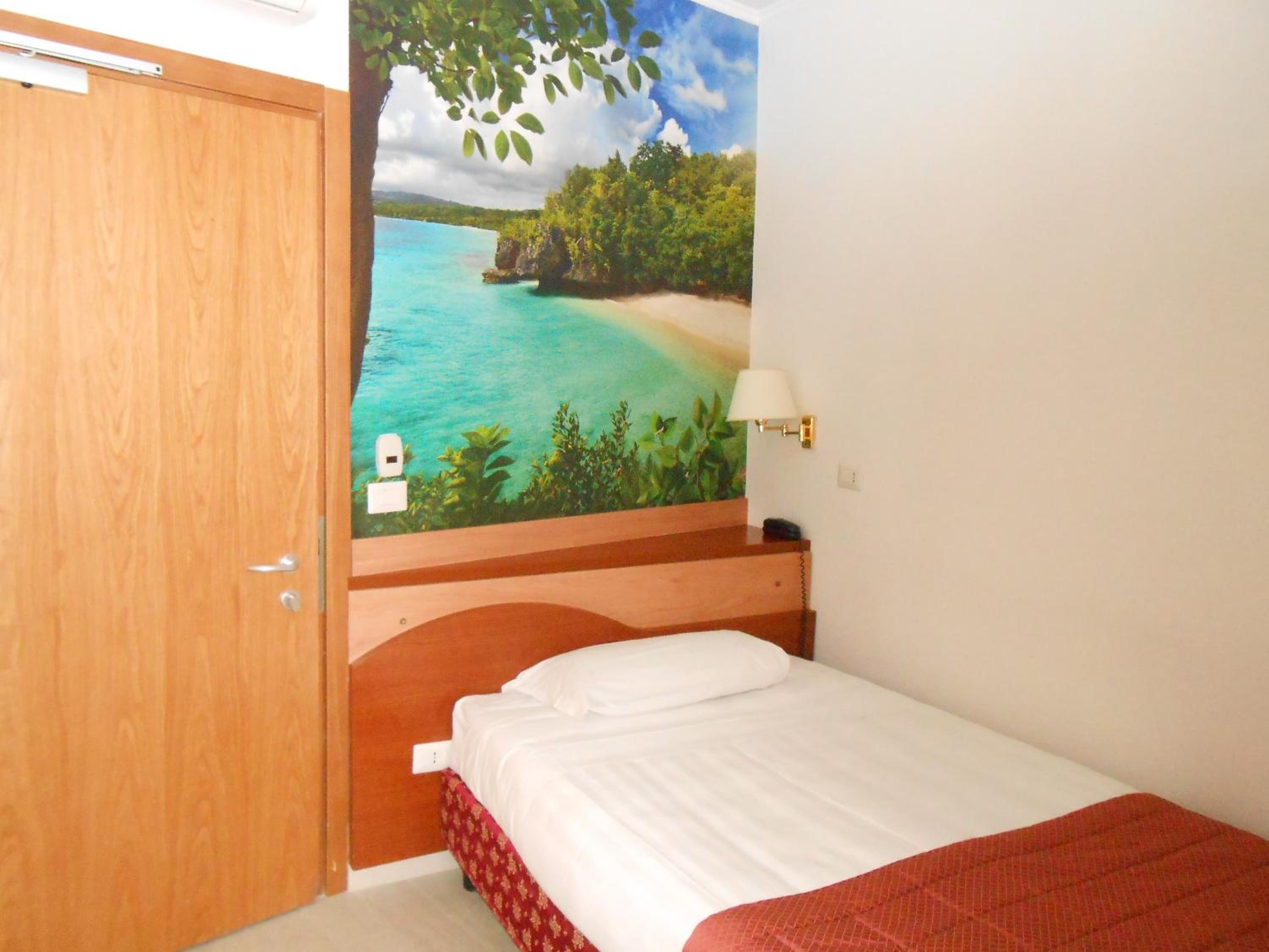 Economy, Single, French Bed، Hotel Riviera Fiumicino 6/10