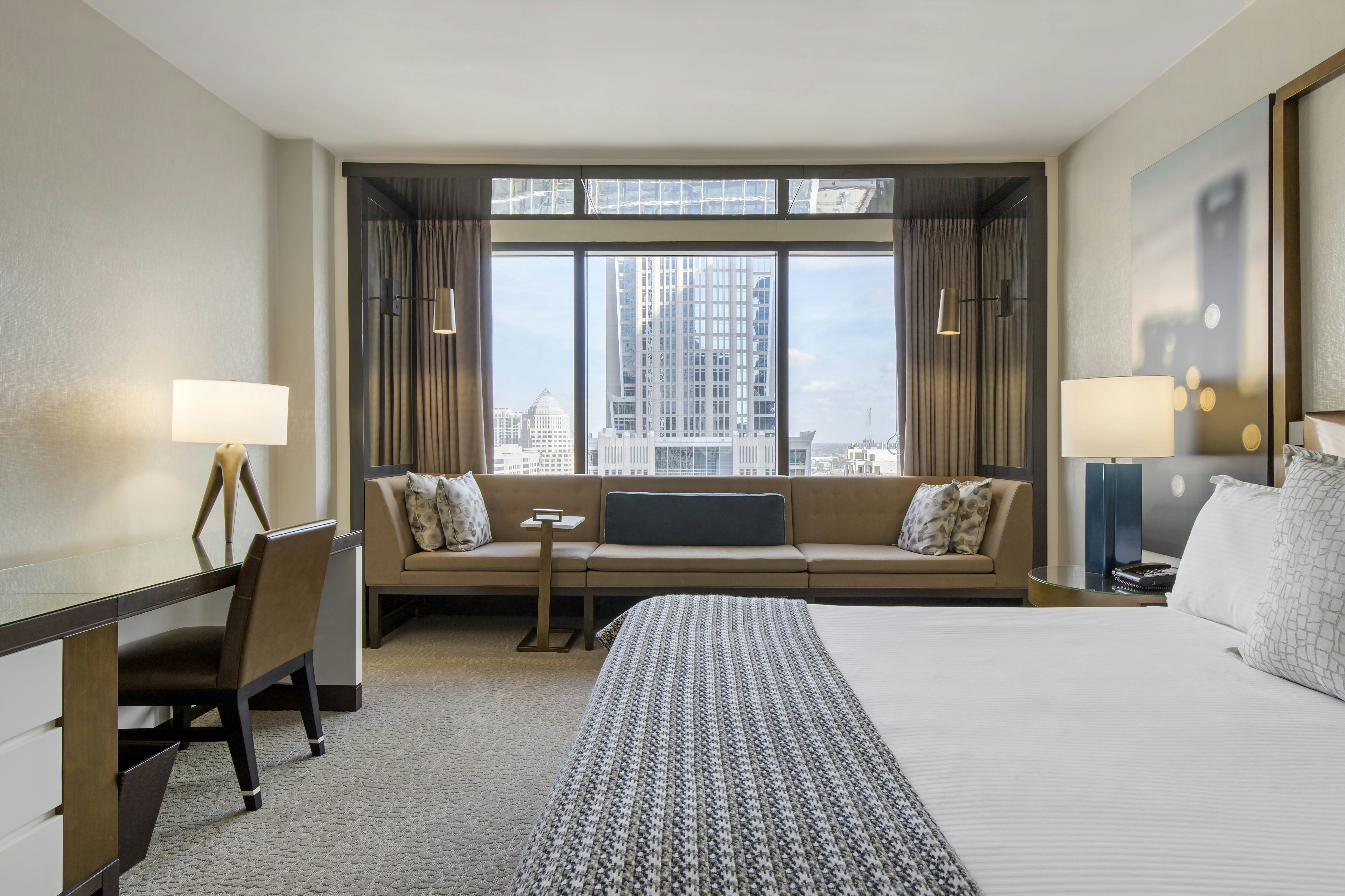 Omni Charlotte Hotel 34/70
