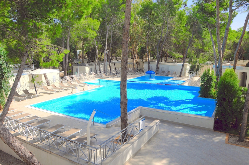 SIRA RESORT 5/71