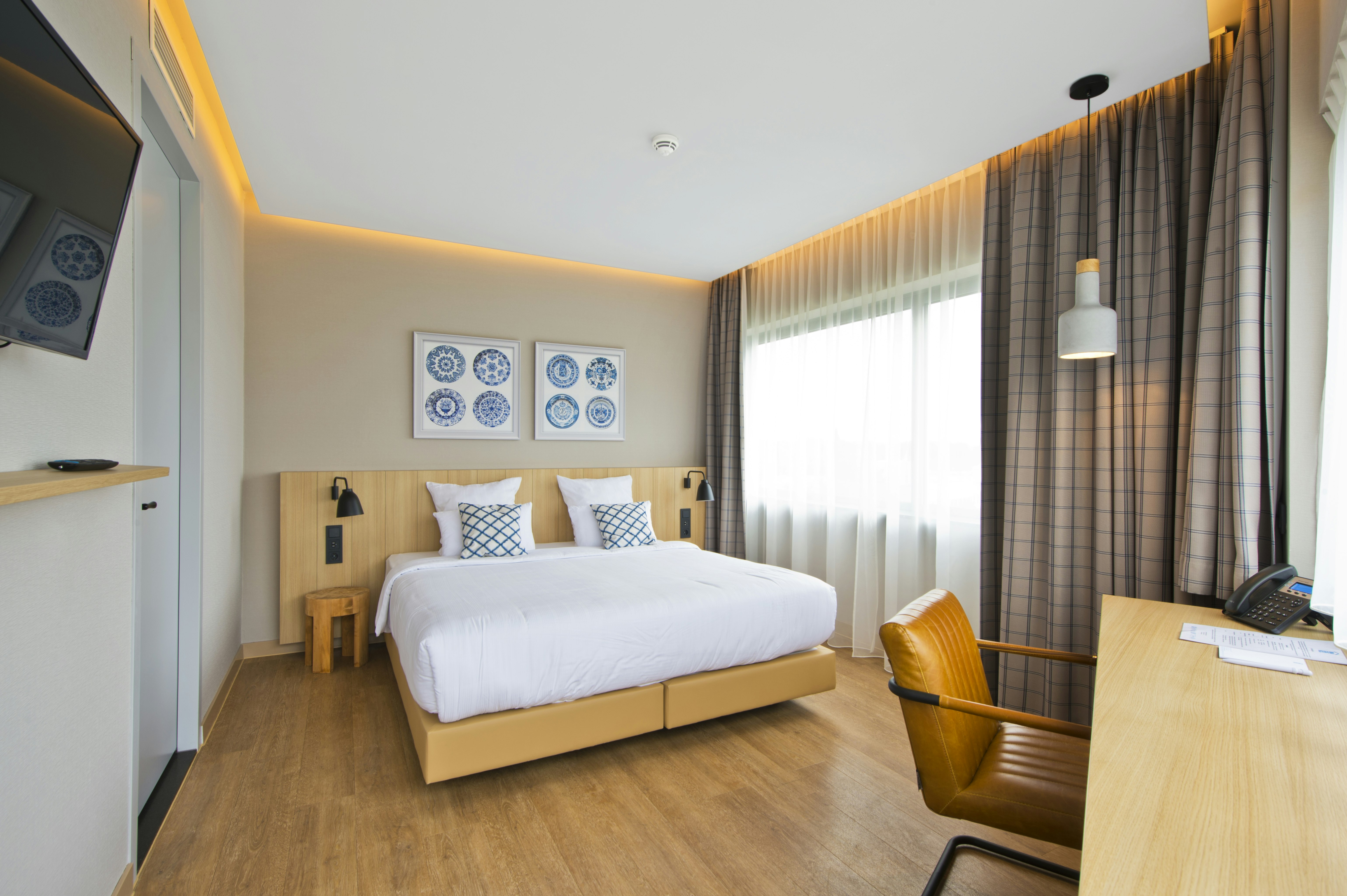 Urban Lodge Hotel 13/42