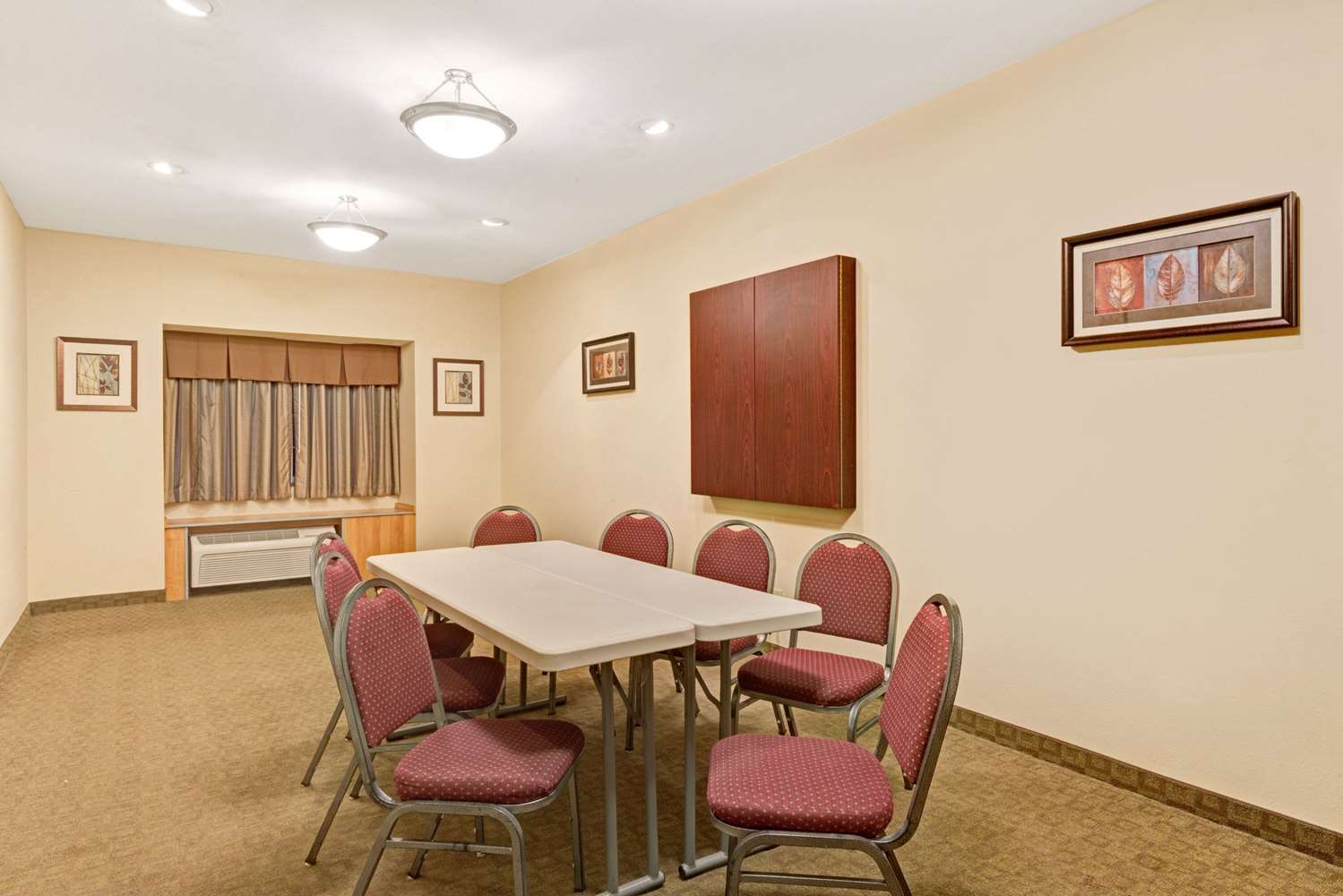 Microtel Inn & Suites by Wyndham York 34/45