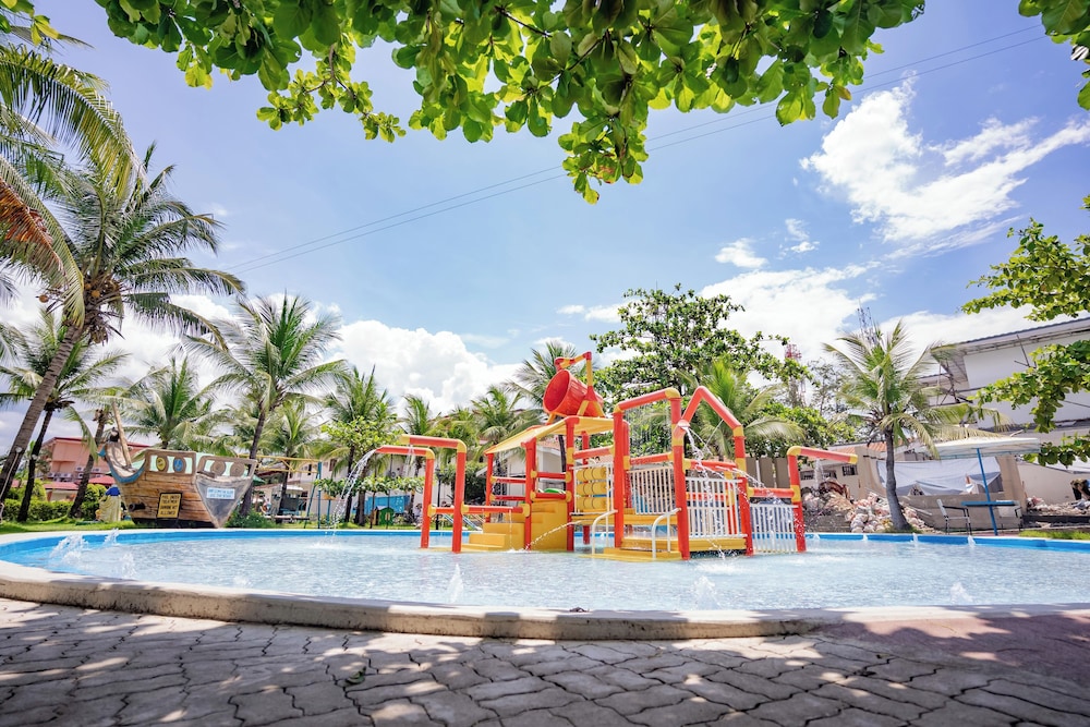 Whiterock Beach Hotel And Waterpark 67/73