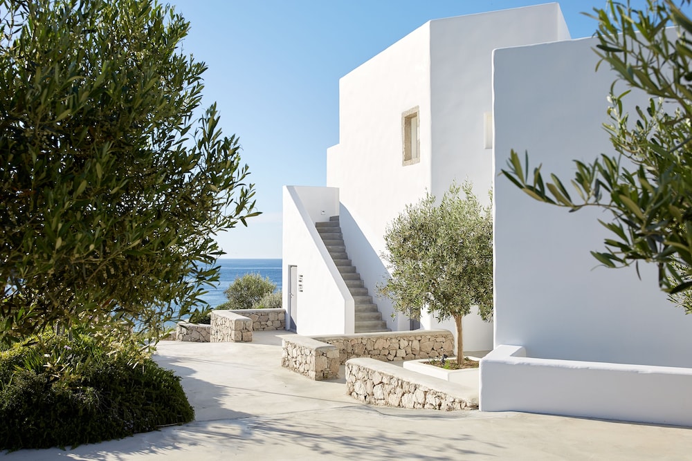 Milos Breeze Boutique Hotel 42/50