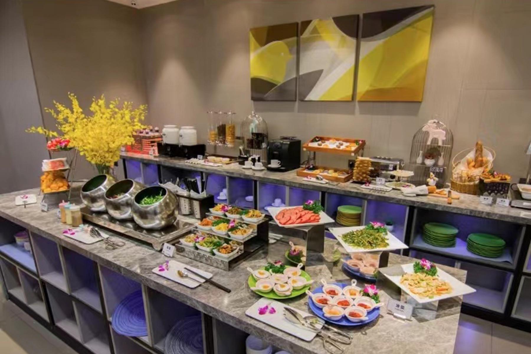 Homeinn Selected (Nantong Renmin Middle Road Dongjing International) 29/38