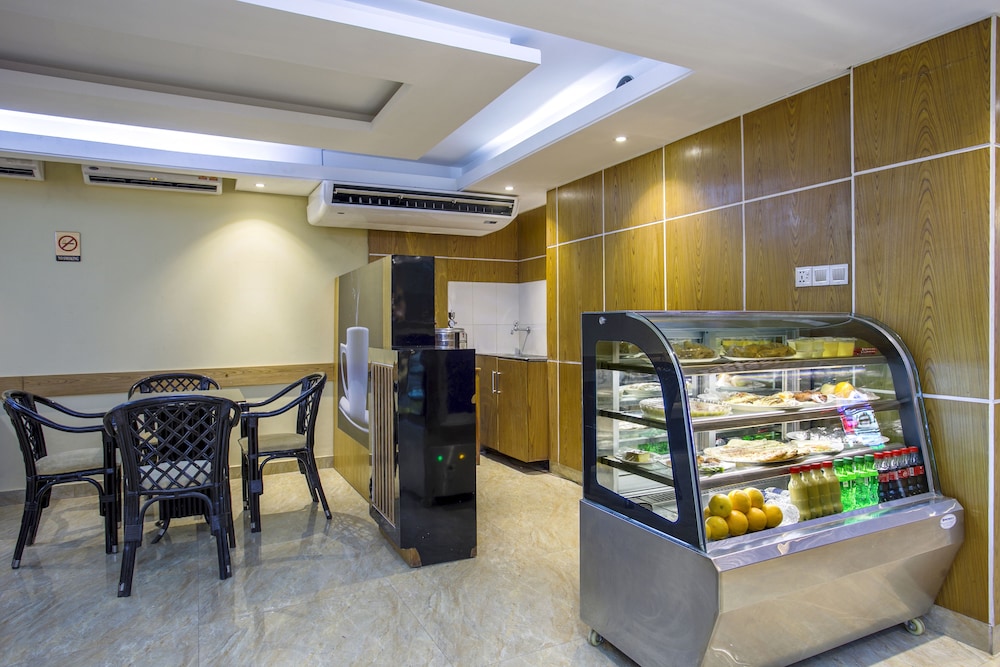 Lobby at Hotel The Capital, DHAKA