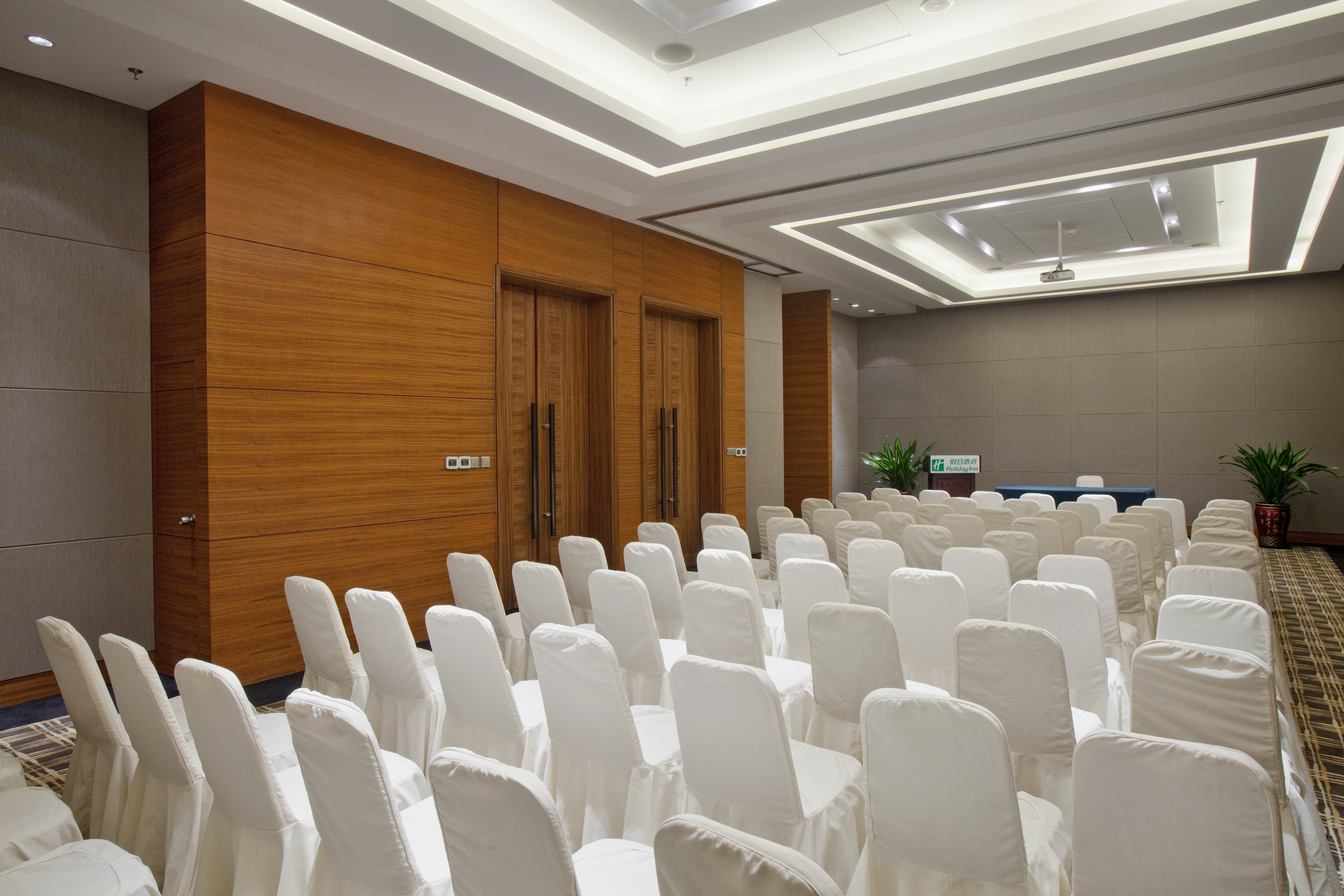 HOLIDAY INN MUDANJIANG 44/50