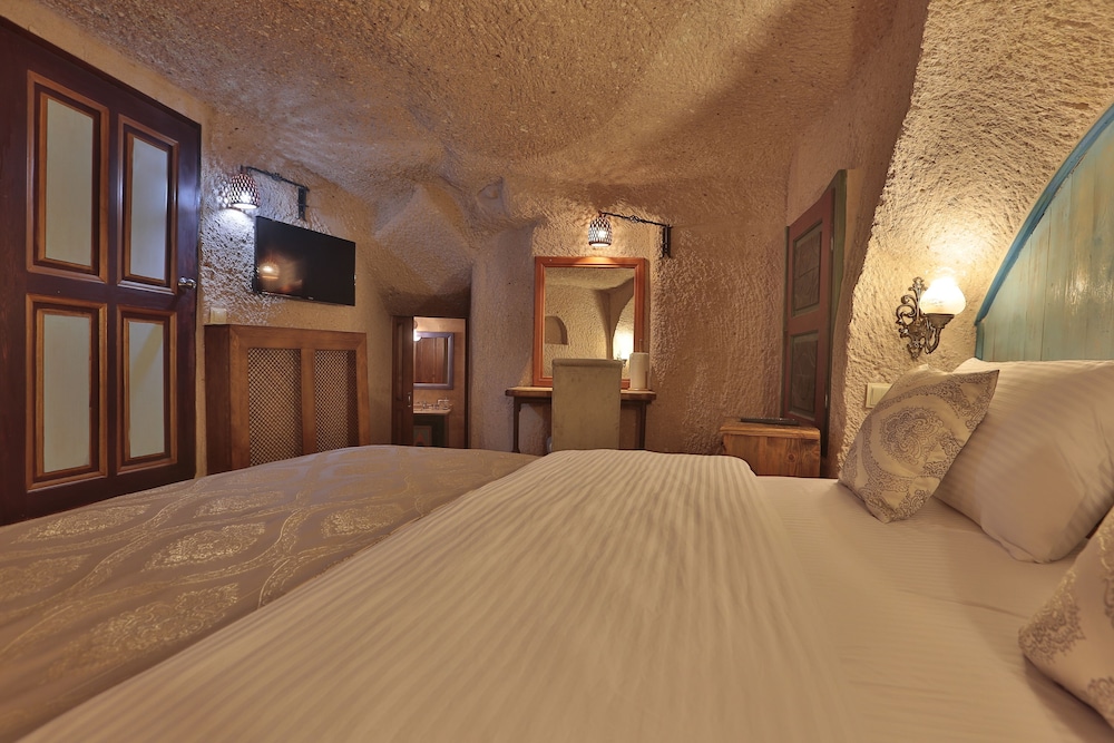 Three Doors Cappadocia 3/27